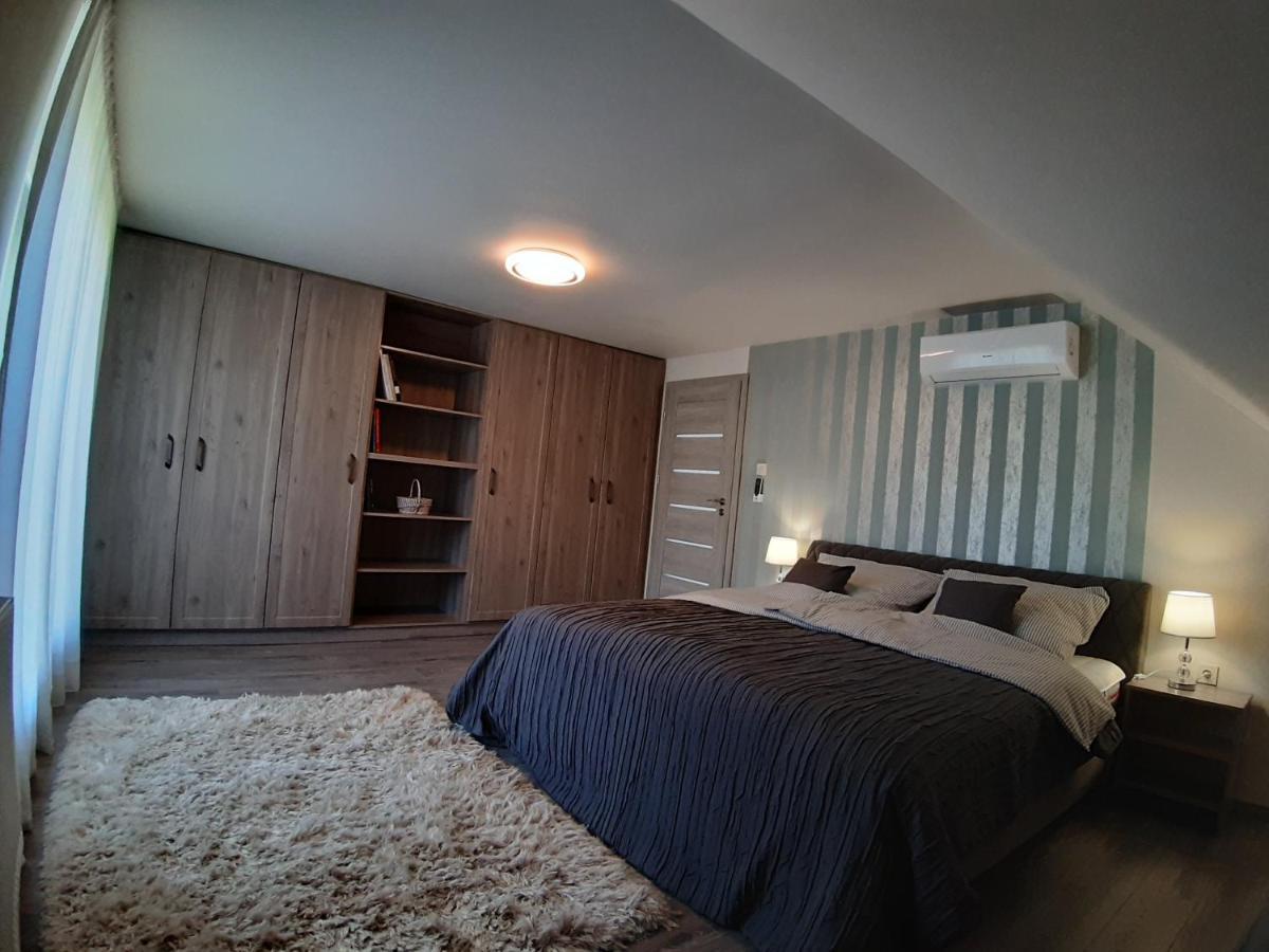 Profi Keco Apartman Balatonalmádi Екстериор снимка
