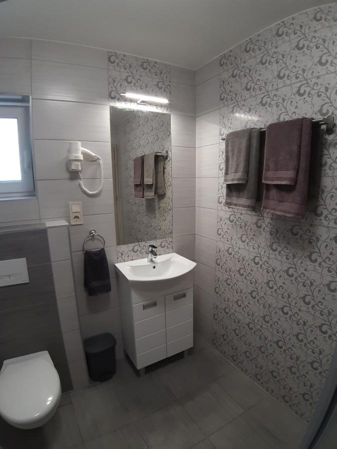 Profi Keco Apartman Balatonalmádi Екстериор снимка