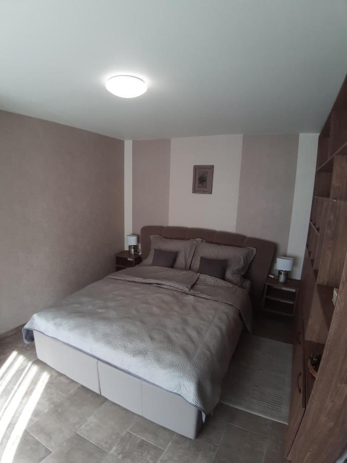 Profi Keco Apartman Balatonalmádi Екстериор снимка