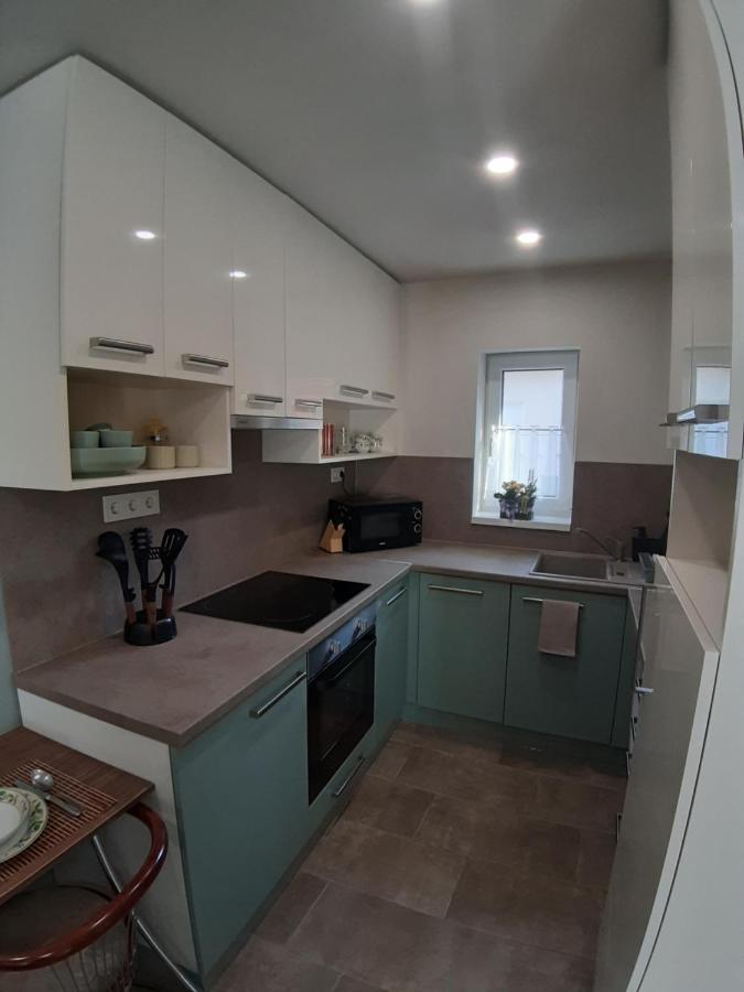 Profi Keco Apartman Balatonalmádi Екстериор снимка